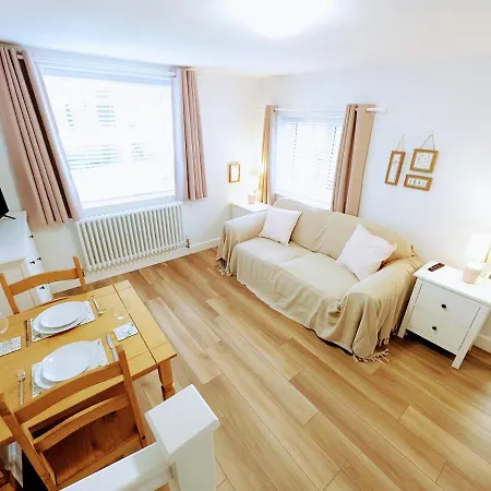 Сasa de vacaciones Blossom Lets - 96 Roseberry *